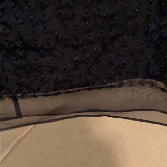 Silk, sleeveless Talbots top - Picture 6 of 6